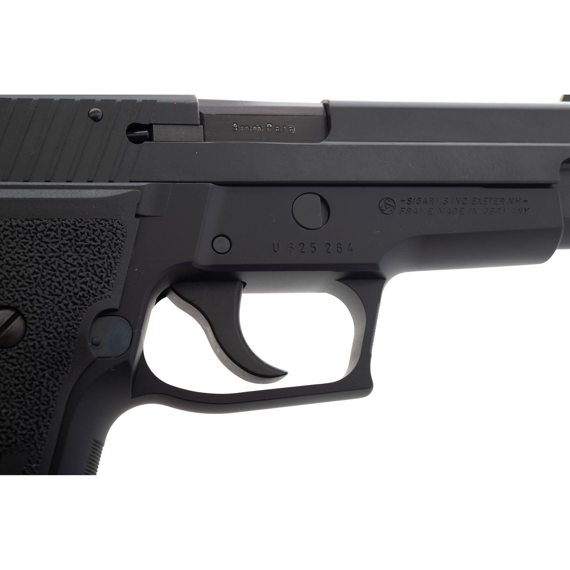 *Sig Sauer P226 in Box with Accessories
