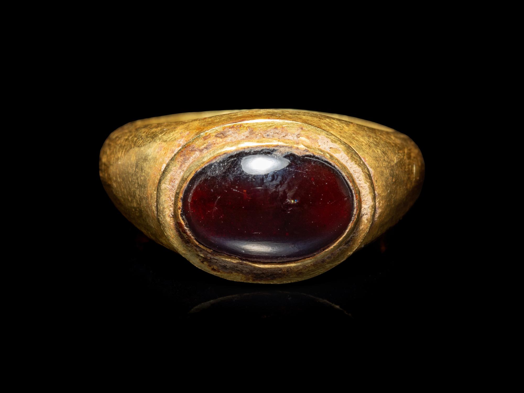 A Roman Gold and Garnet Finger Ring
