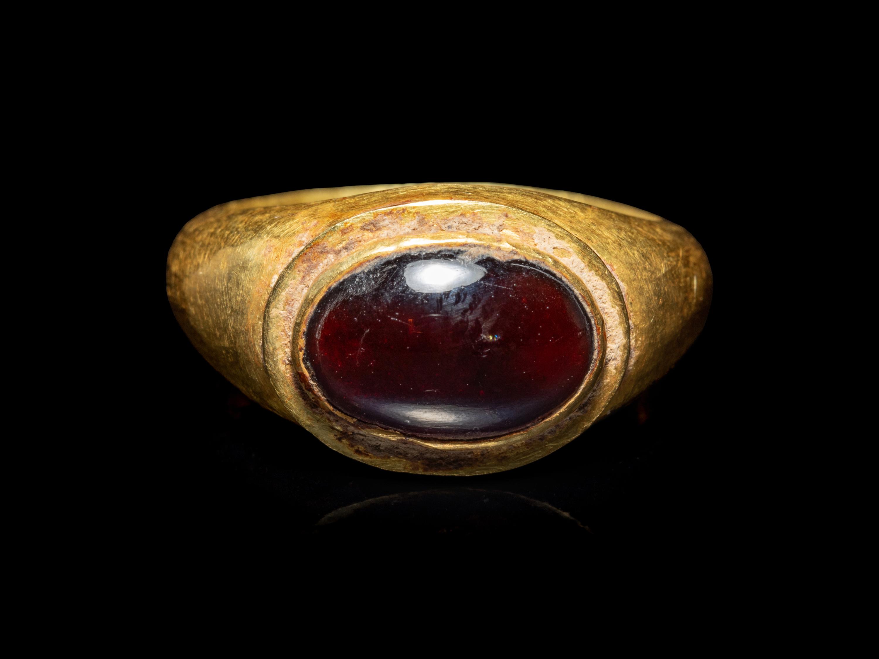 A Roman Gold and Garnet Finger Ring