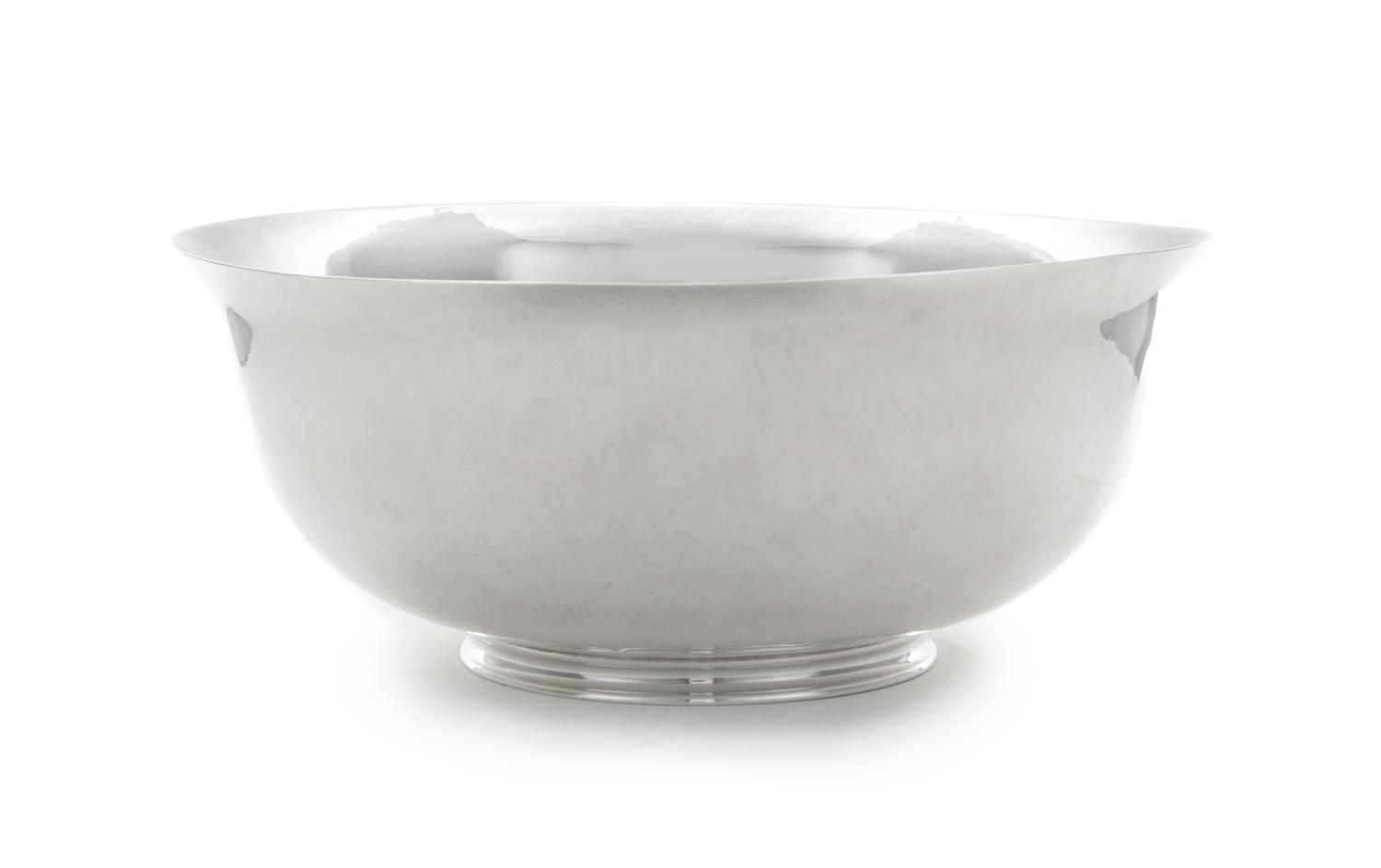 An American Silver Revere Bowl, Frederick Gyllenberg, Boston, MA, 1920, of circular form with a slightly flared rim, raised on a short