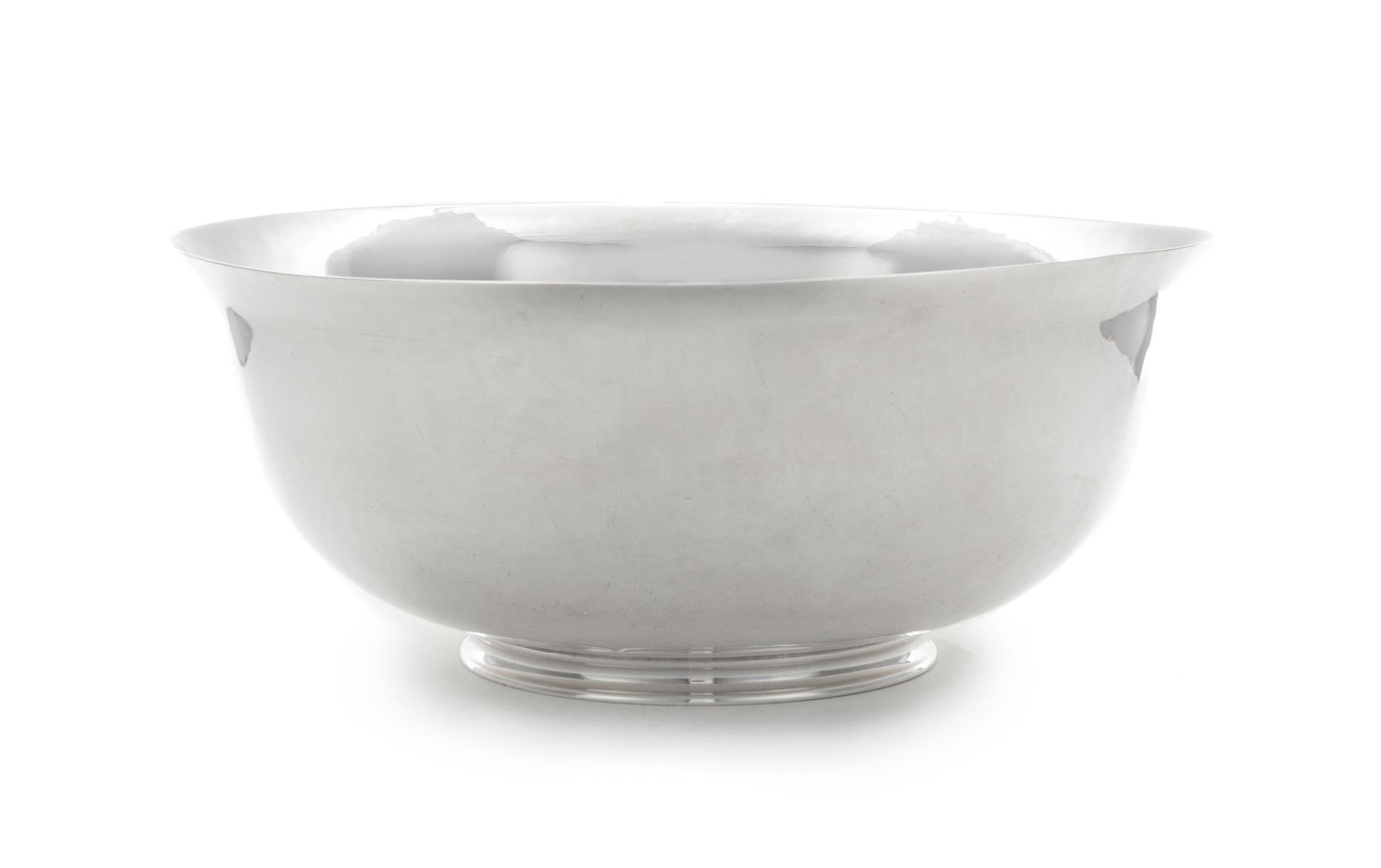 An American Silver Revere Bowl, Frederick Gyllenberg, Boston, MA, 1920, of circular form with a slightly flared rim, raised on a short
