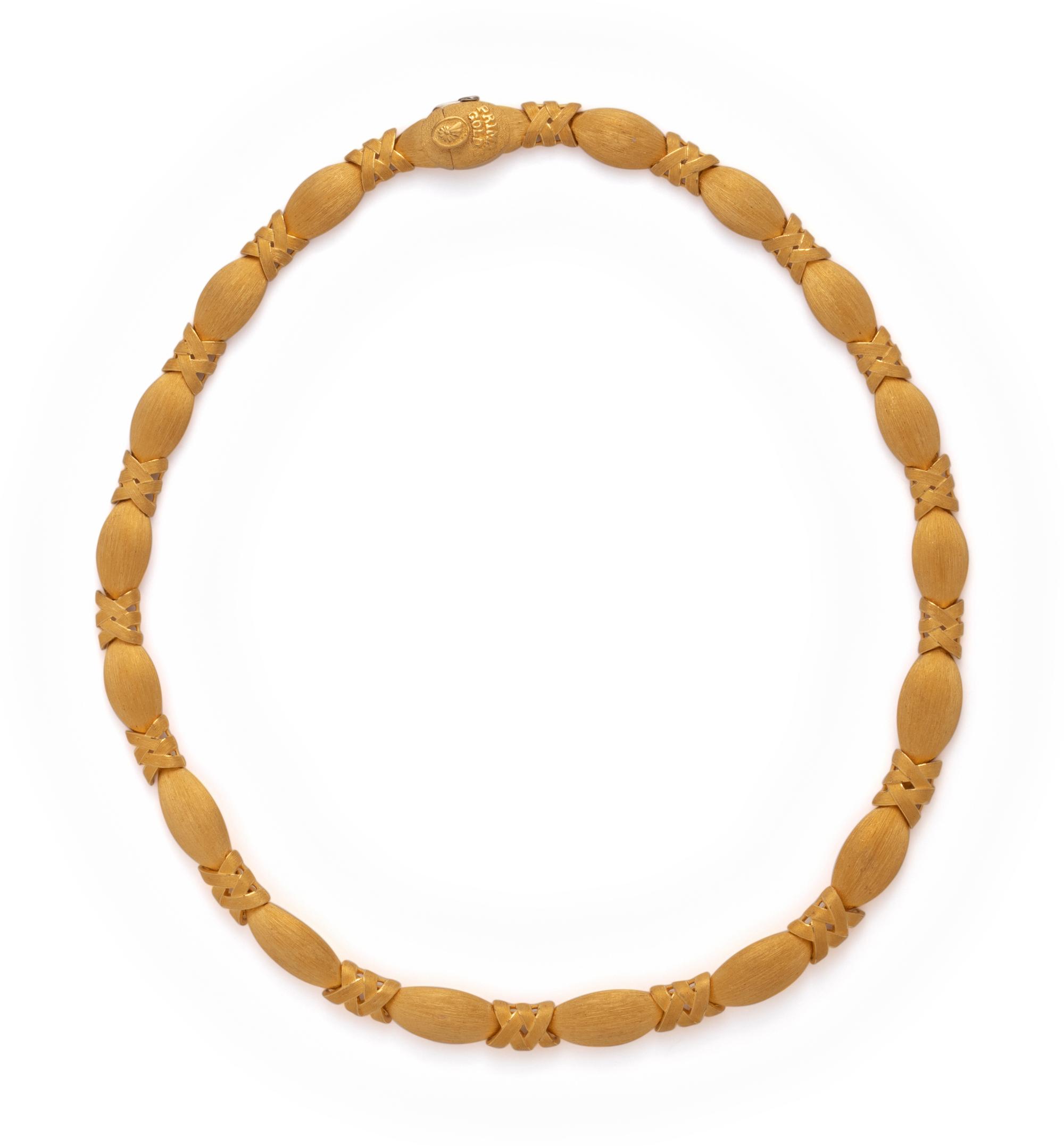 HIGH KARAT GOLD NECKLACE