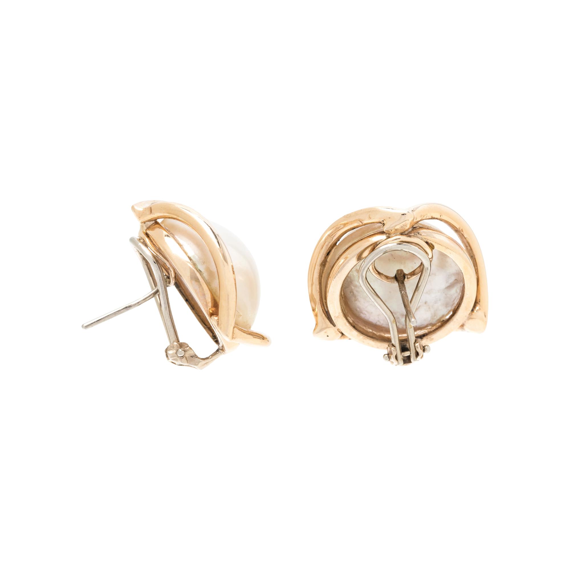 CULTURED MABE PEARL EARCLIPS