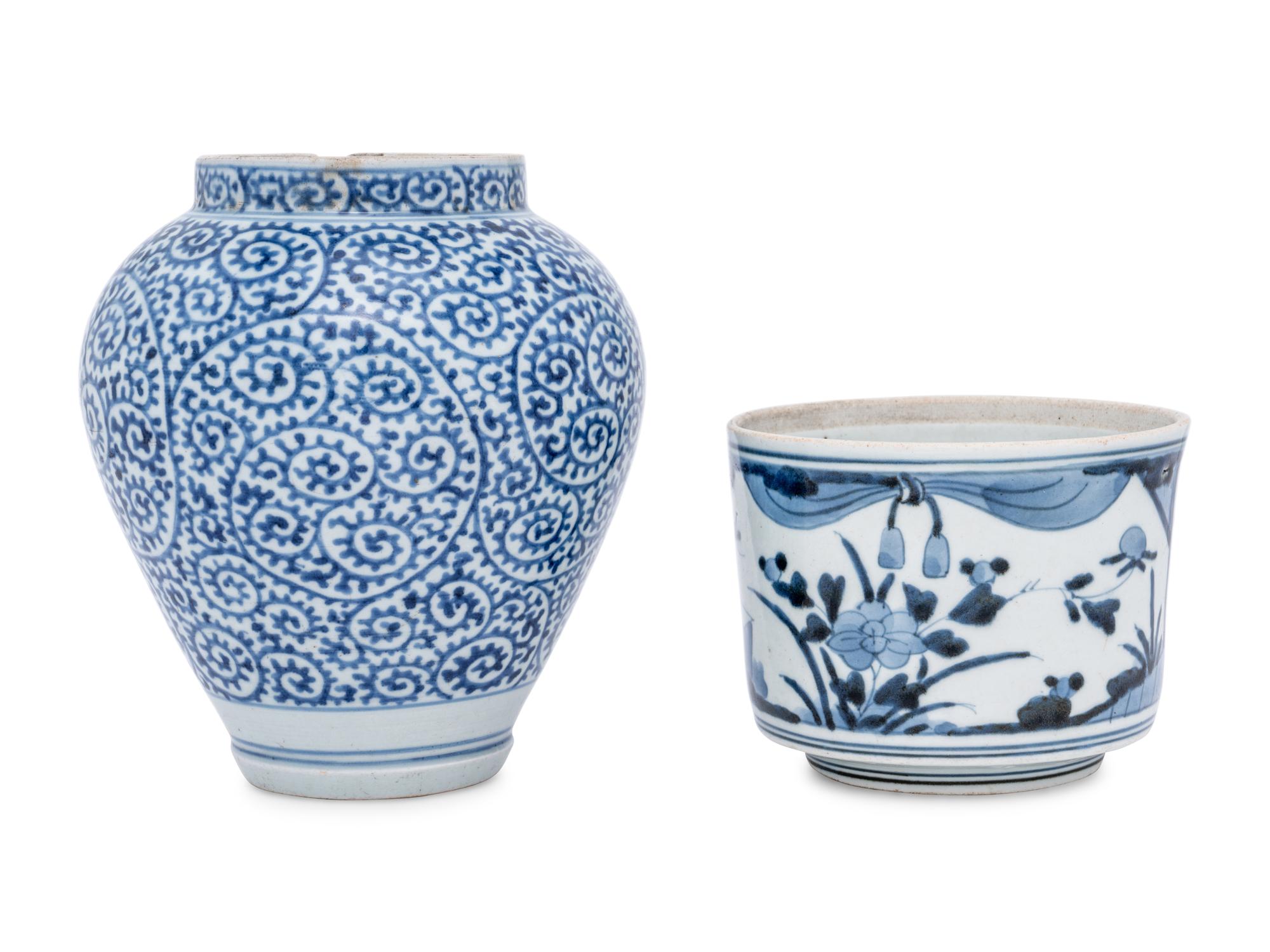 A Group of Six Chinese Blue and White Porcelain Articles