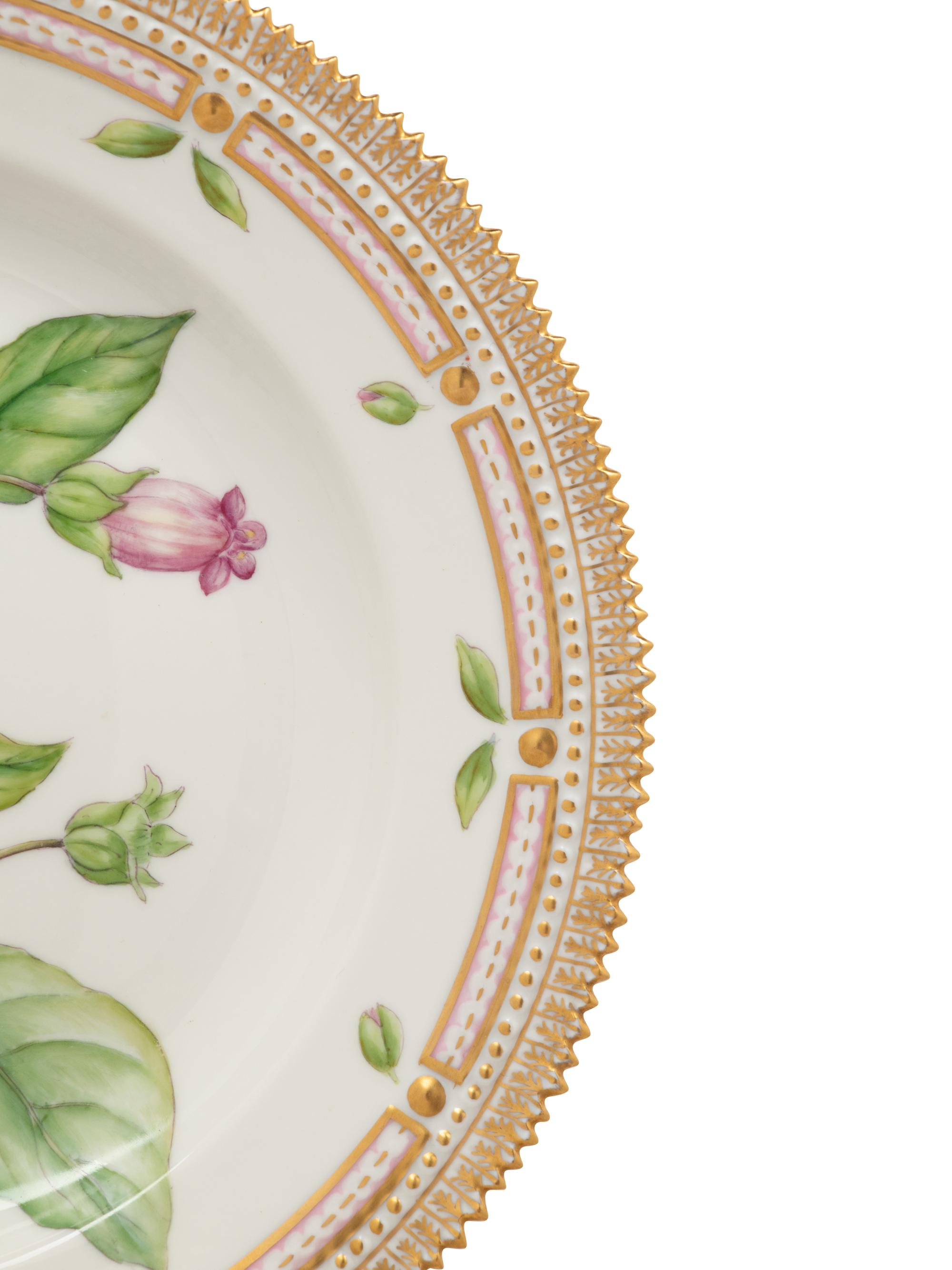 A Set of Fifteen Royal Copenhagen Flora Danica Porcelain Plates