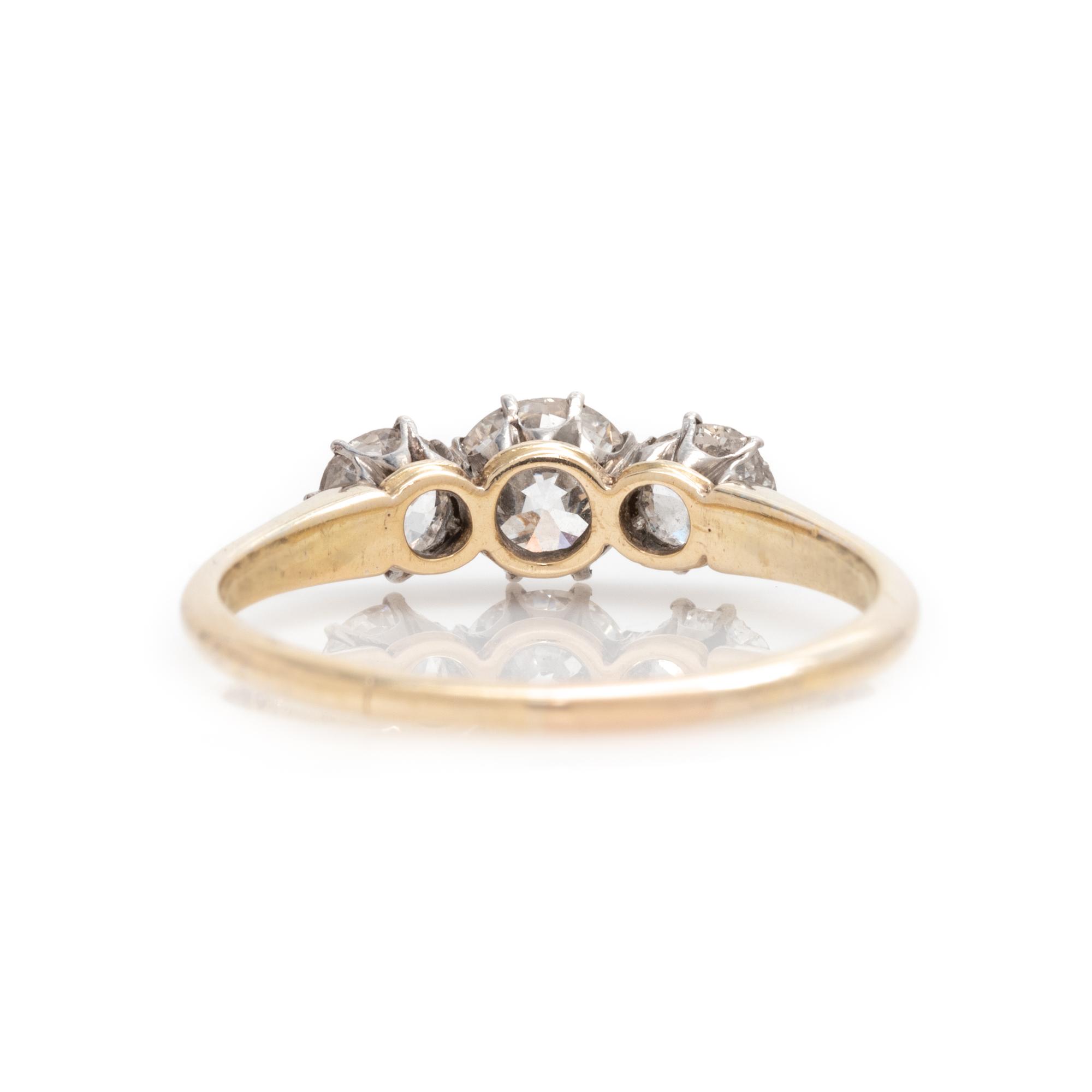 ANTIQUE, DIAMOND RING