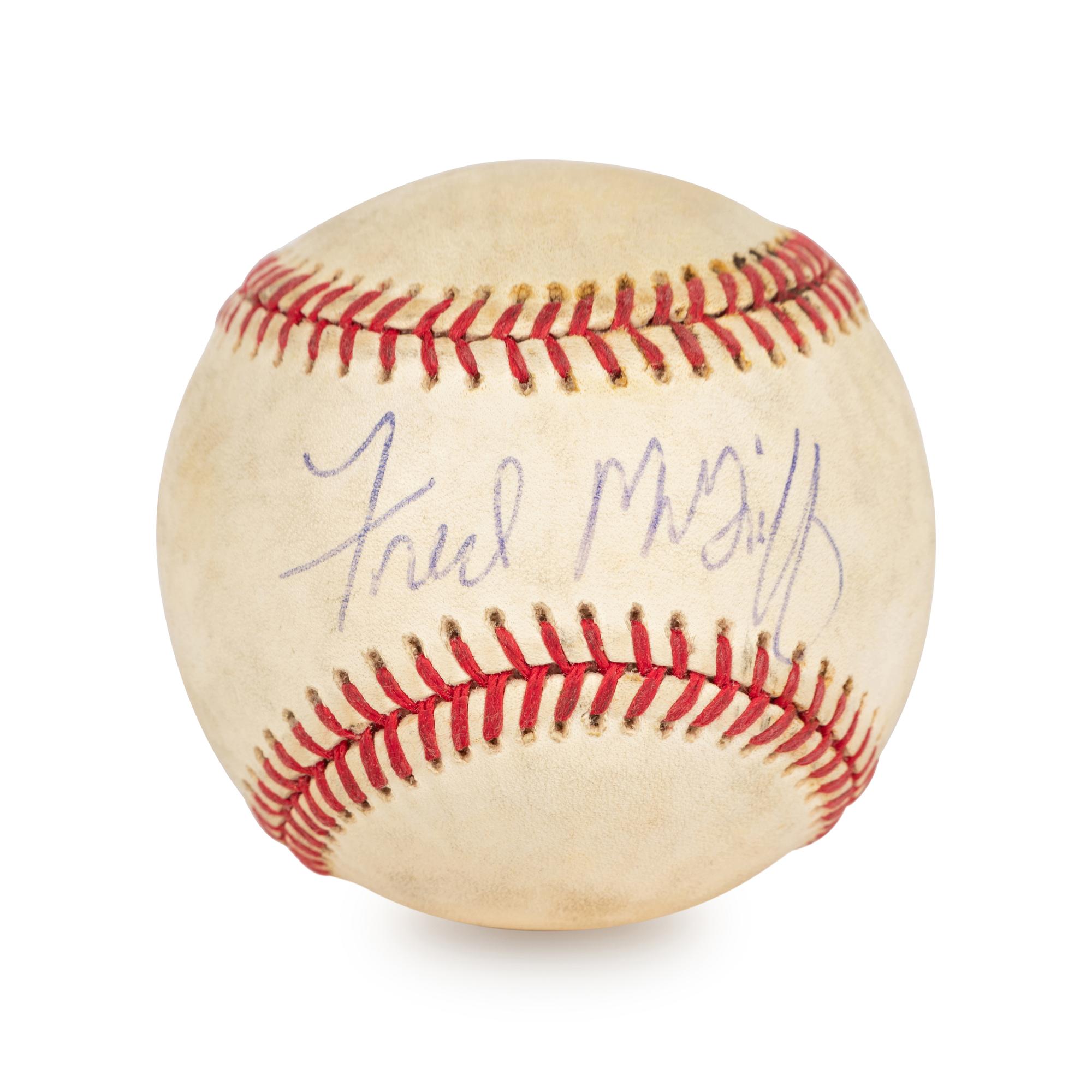 A Group of 19 1980s Stars Signed Autograph Baseballs Including Pete Rose,