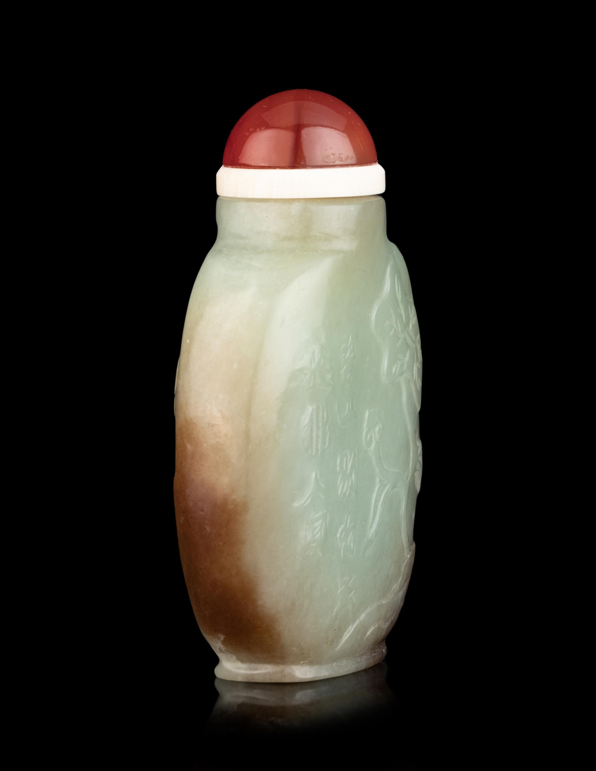 A Chinese Russet and Celadon Jade Snuff Bottle