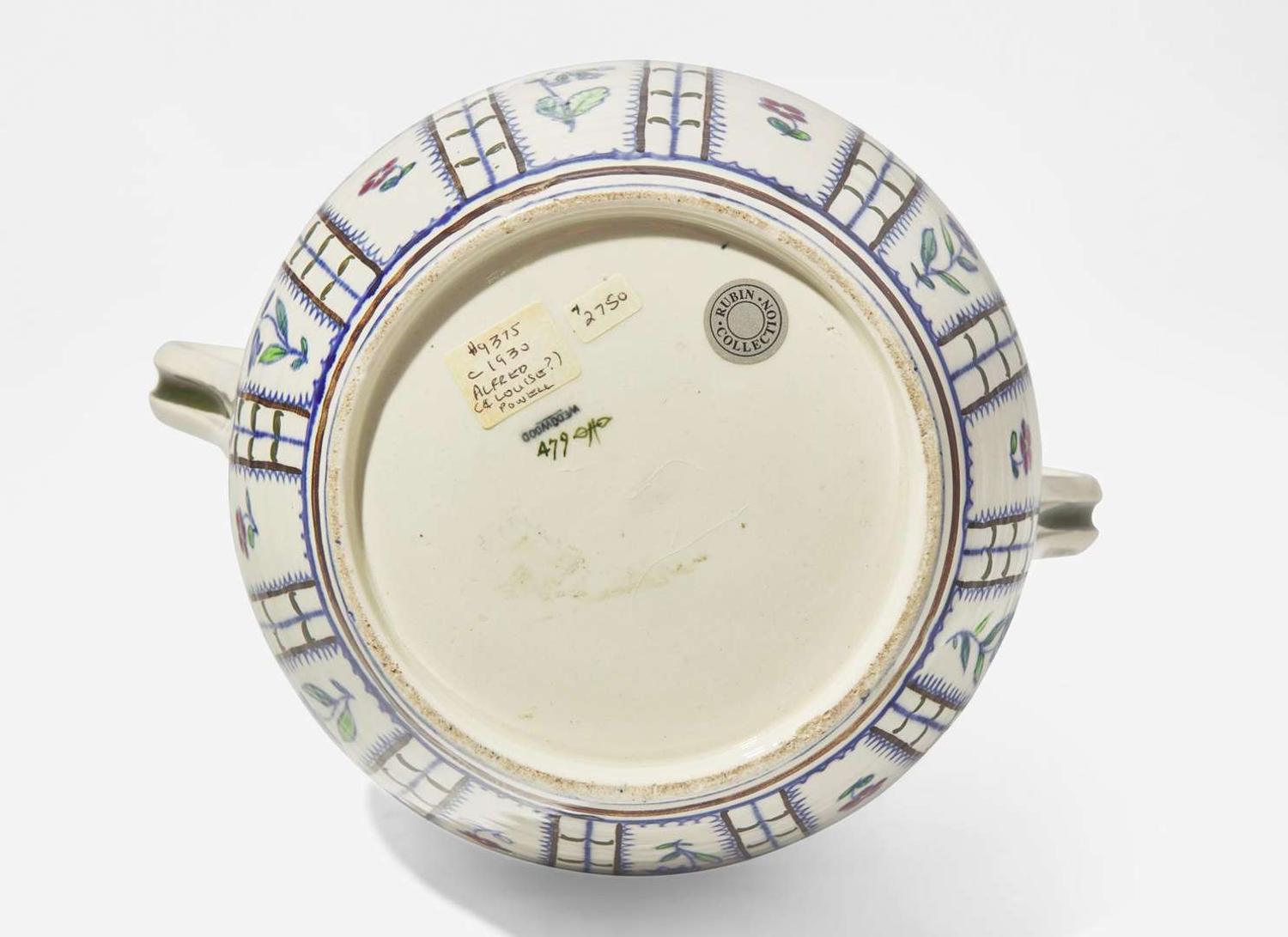 An Alfred and Louise Powell Decorated Wedgwood Queensware Vase, UK, 1920s