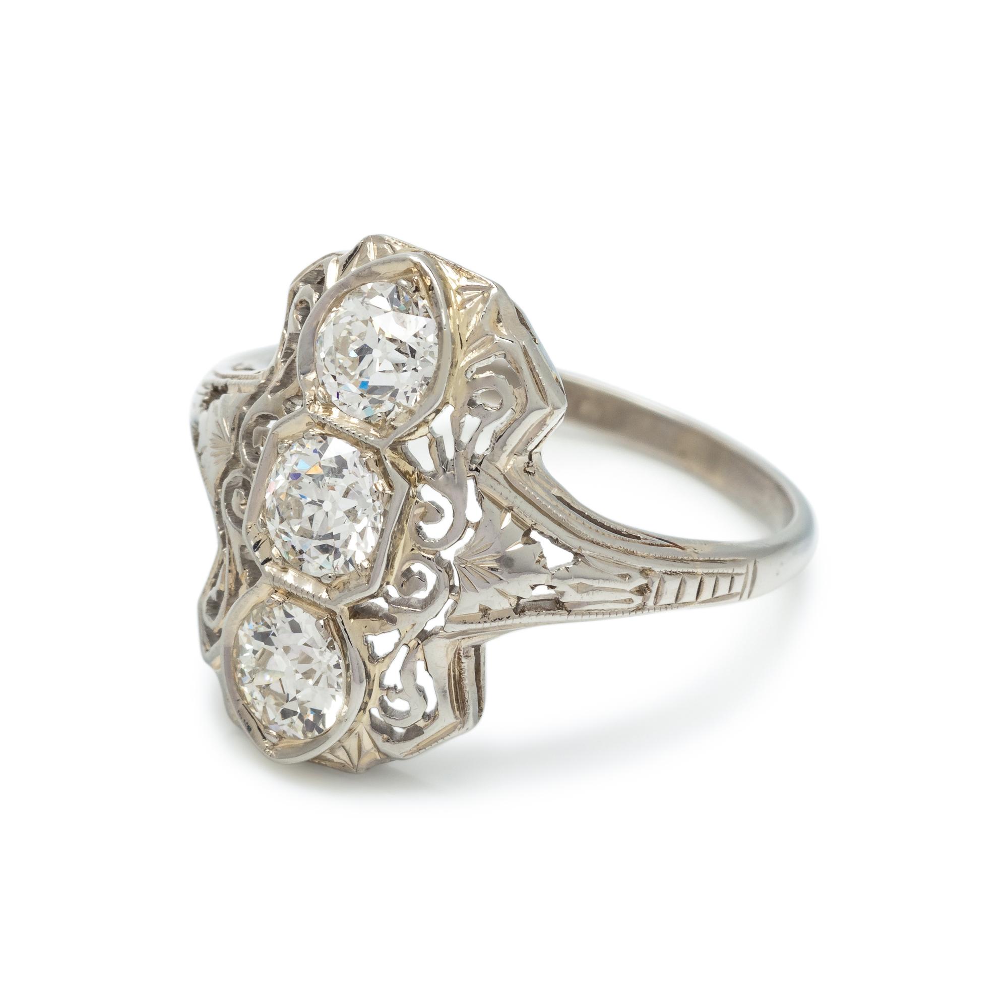 DIAMOND RING