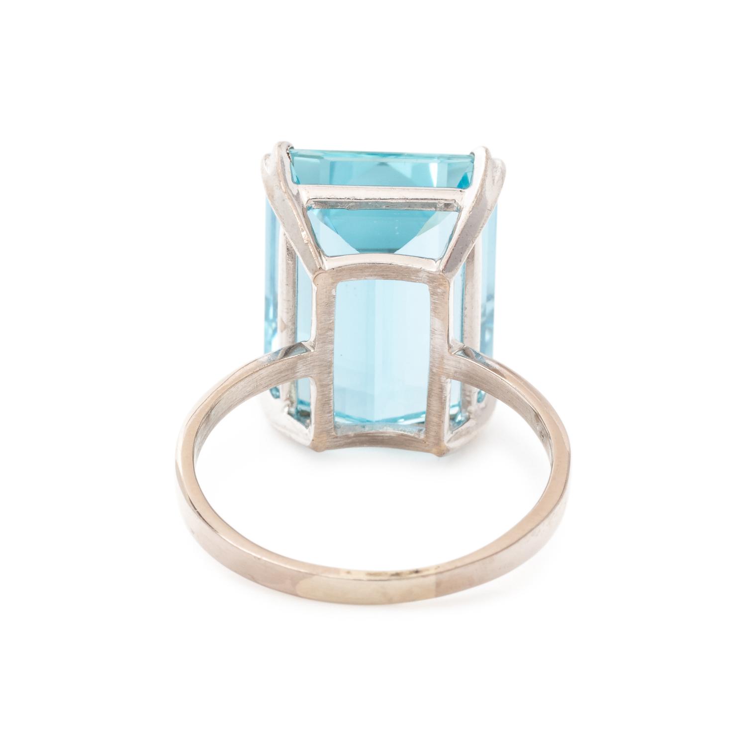 AQUAMARINE RING