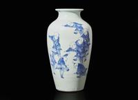A large Japanese Nabeshima porcelain "Boys" vase, 19th century 鍋島氏童子大瓶 十九世紀