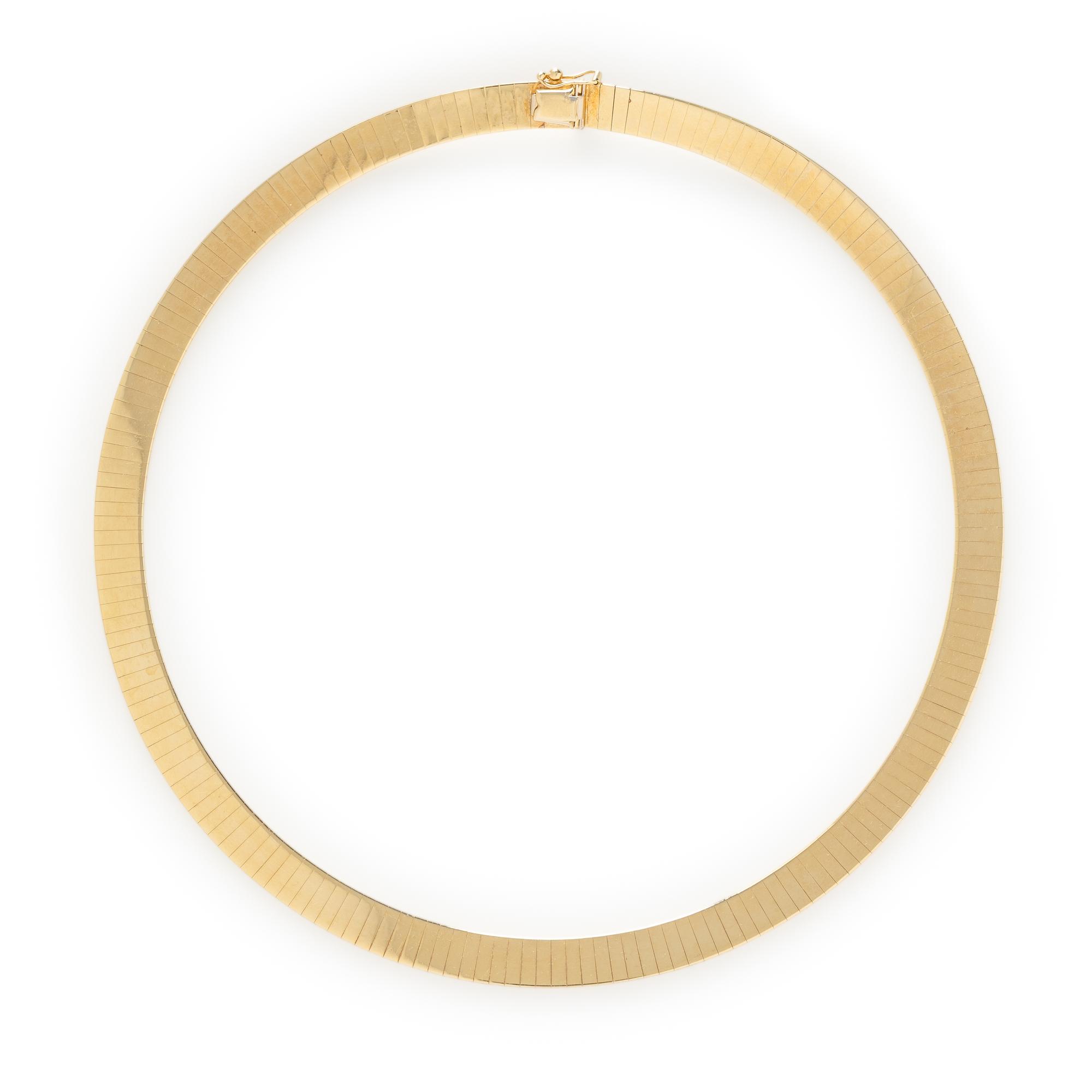 YELLOW GOLD OMEGA NECKLACE