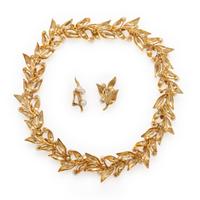 TIFFANY & CO., CULTURED PEARL AND YELLOW GOLD FOLIATE COLLAR NECKLACE AND EARRINGS