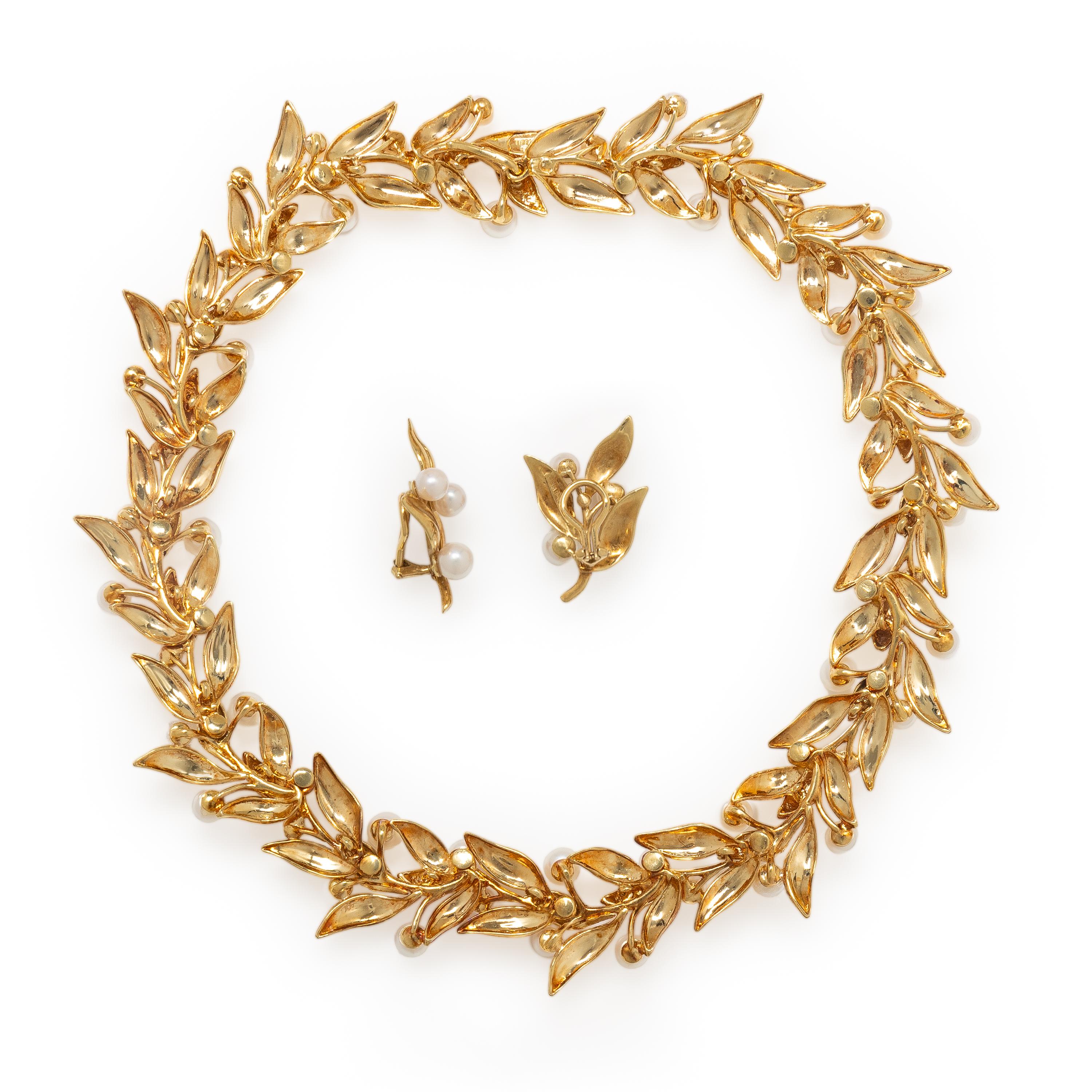 TIFFANY & CO., CULTURED PEARL AND YELLOW GOLD FOLIATE COLLAR NECKLACE AND EARRINGS