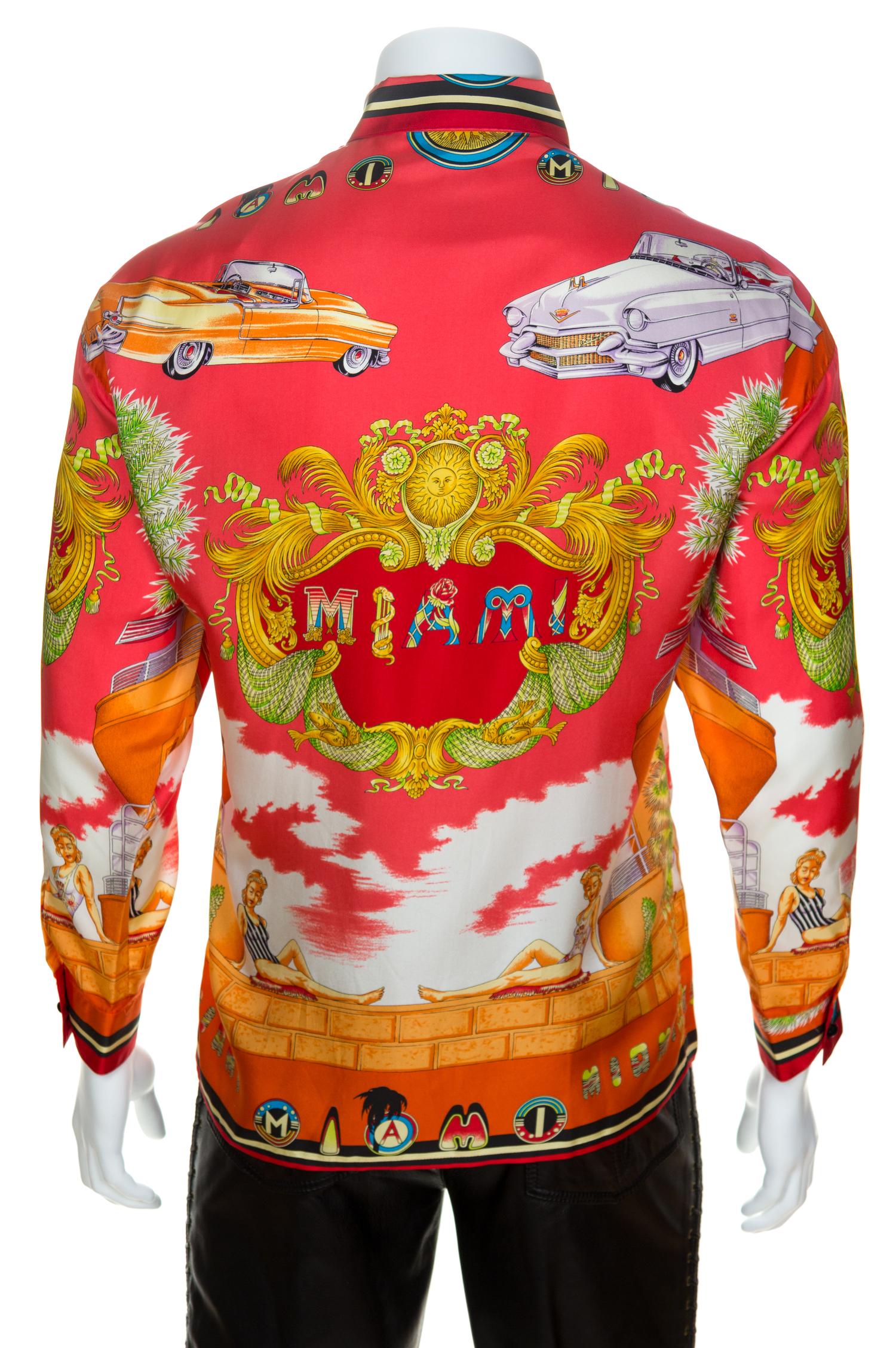 A Gianni Versace Silk Print Shirt, Size 48.