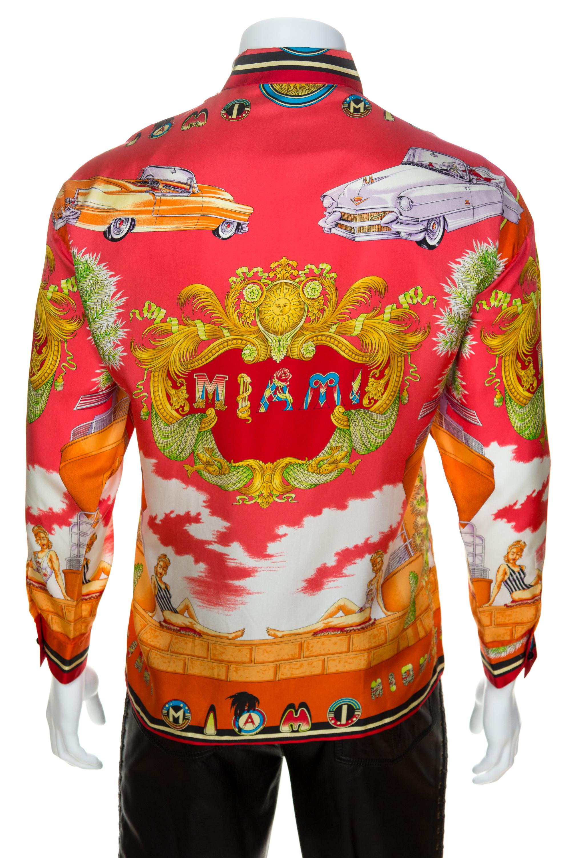A Gianni Versace Silk Print Shirt, Size 48.