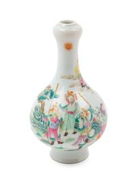 A Famille Rose Porcelain 'Garlic Head' Bottle Vase