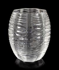Ribbed Vase