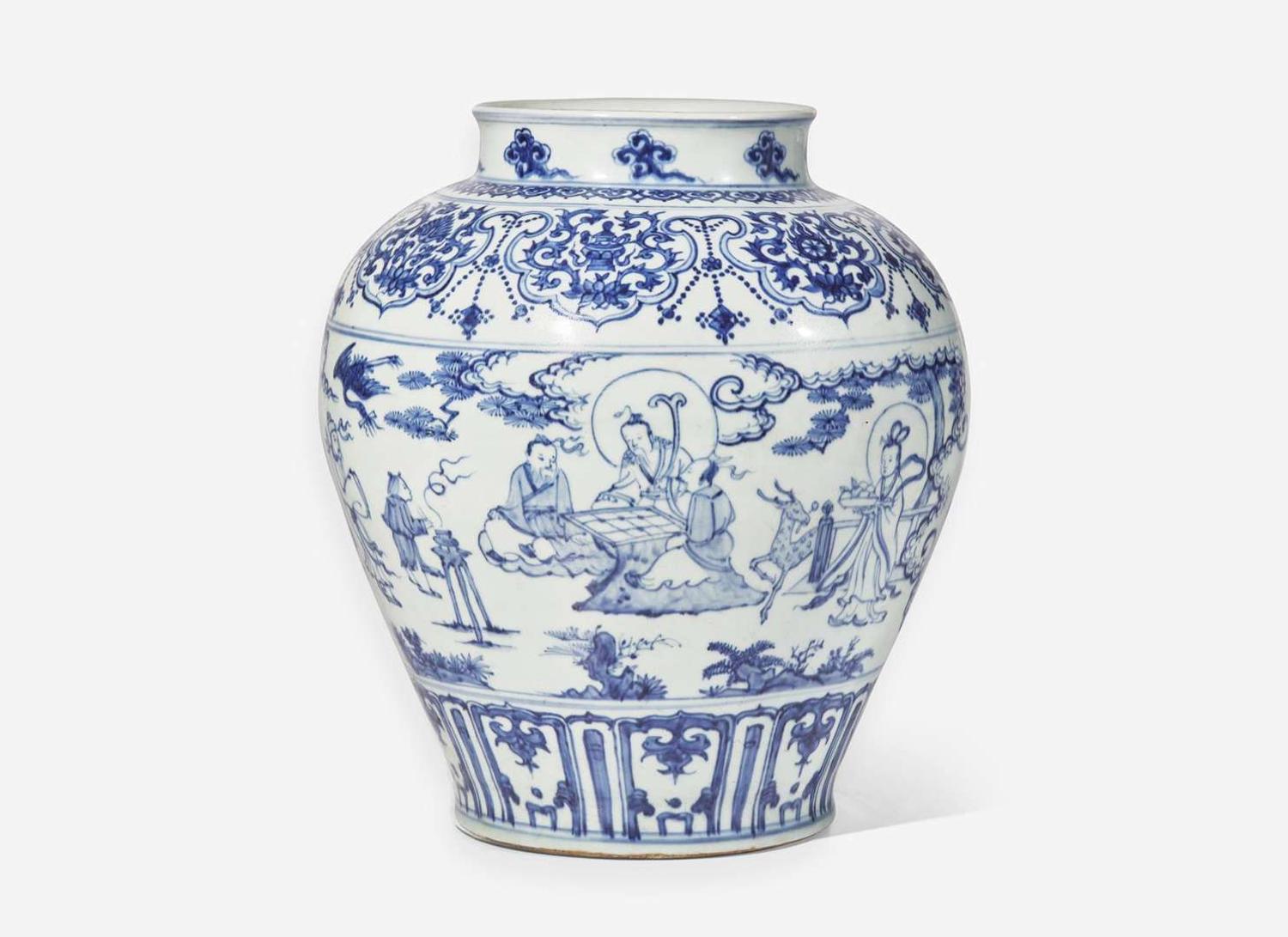 A Chinese blue and white porcelain "Windswept" jar 15th/16th century or later 青花人物罐 十五十六世紀或更晚