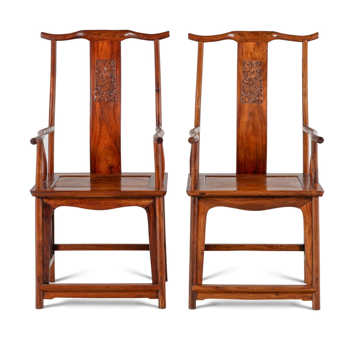 A Pair of Chinese Official's Hat Armchairs, Sichutouguanmaoyi, Possibly Huanghuali, 20th Century 近代 黃花梨四出頭官帽椅一對
