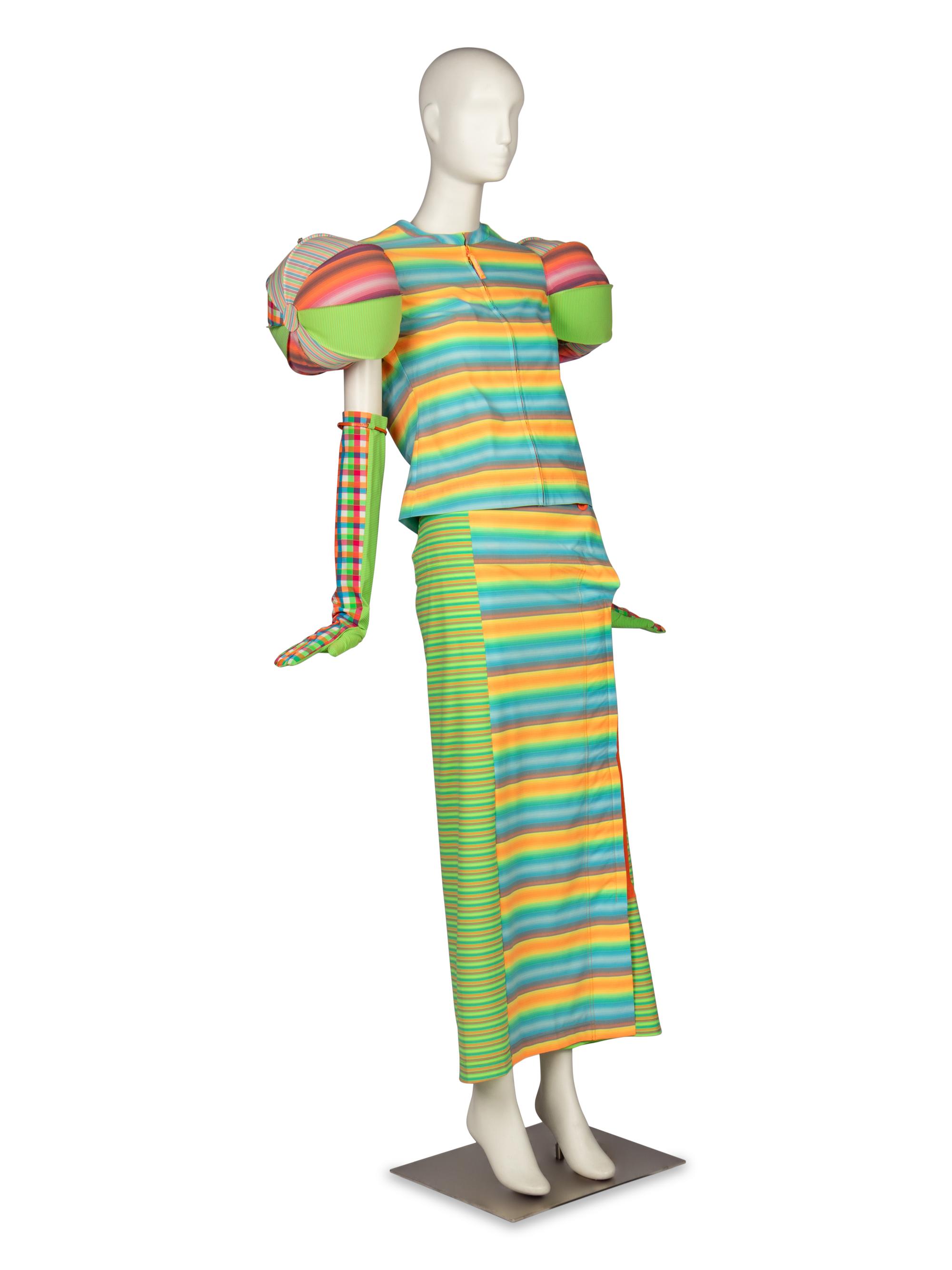 Issey Miyake, Pneumatic Ensemble, F/W 2000
