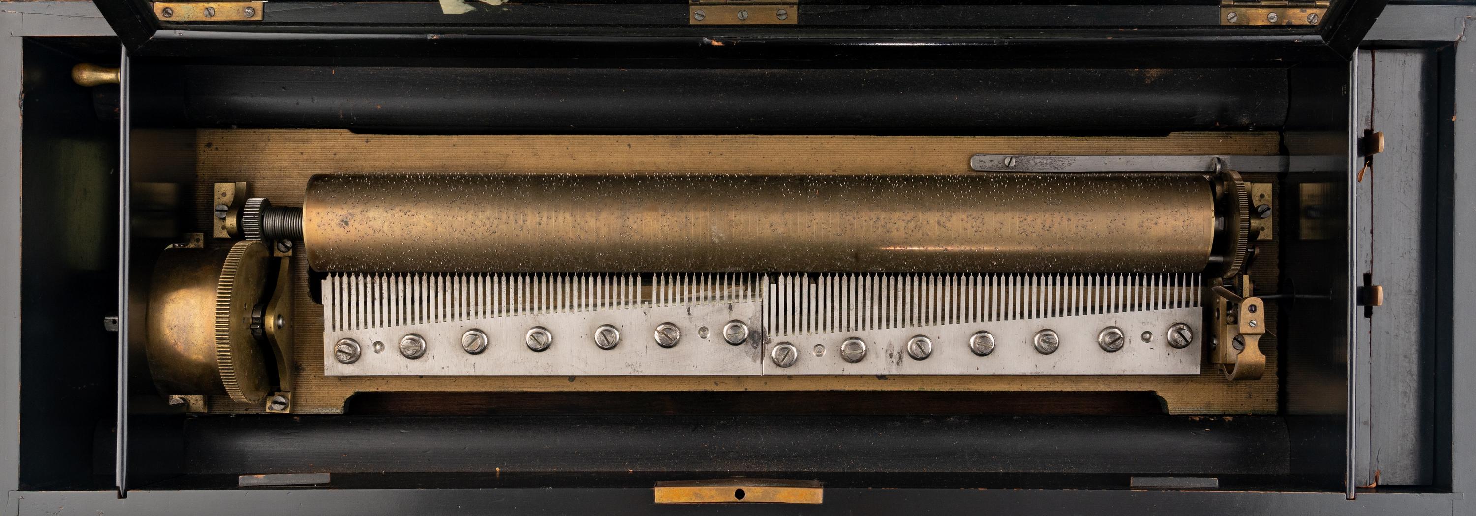 A Ten-Air Sublime Harmony Music Box