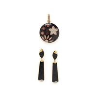 YELLOW GOLD, ONYX, ENAMEL, AND DIAMOND EARRINGS AND PENDANT