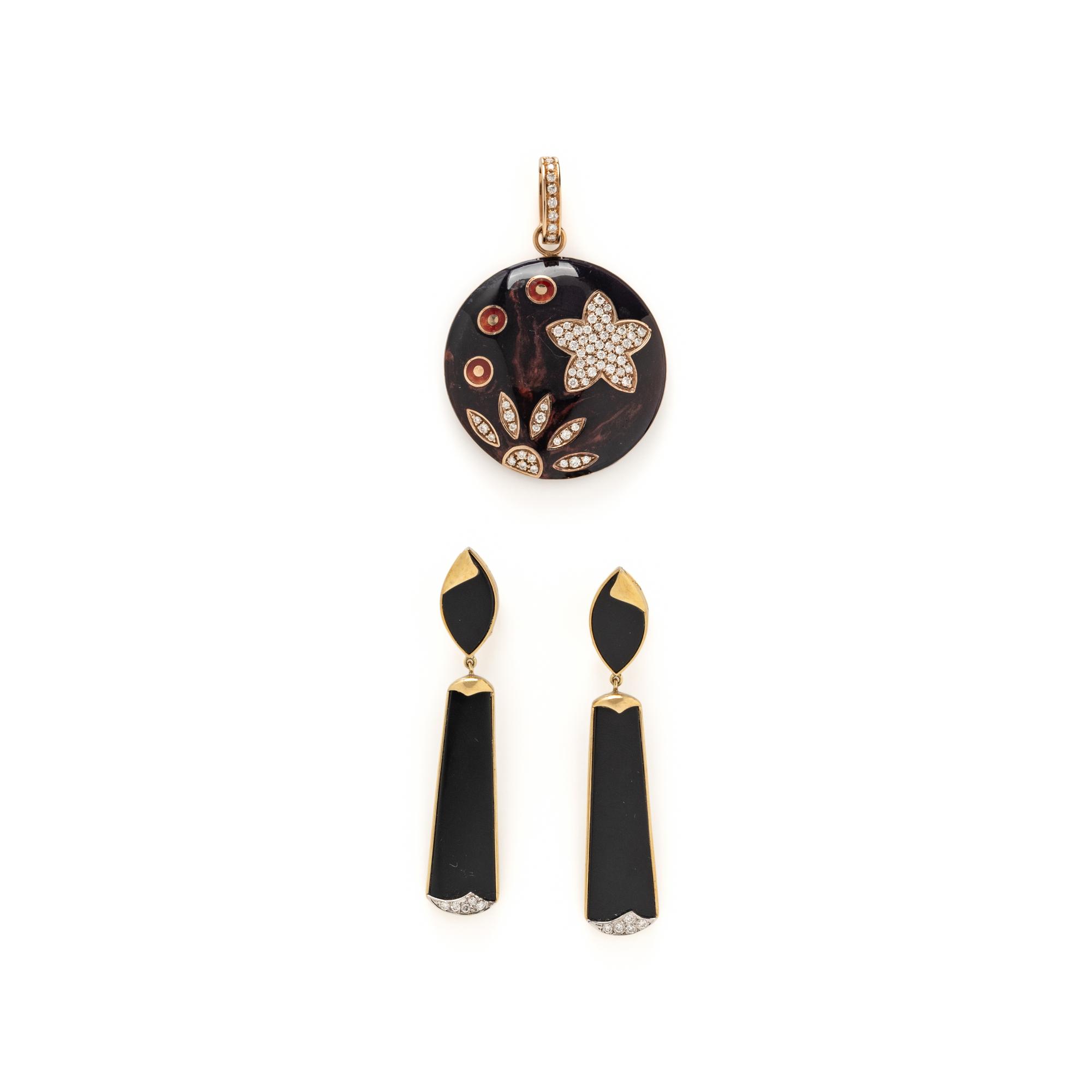 YELLOW GOLD, ONYX, ENAMEL, AND DIAMOND EARRINGS AND PENDANT