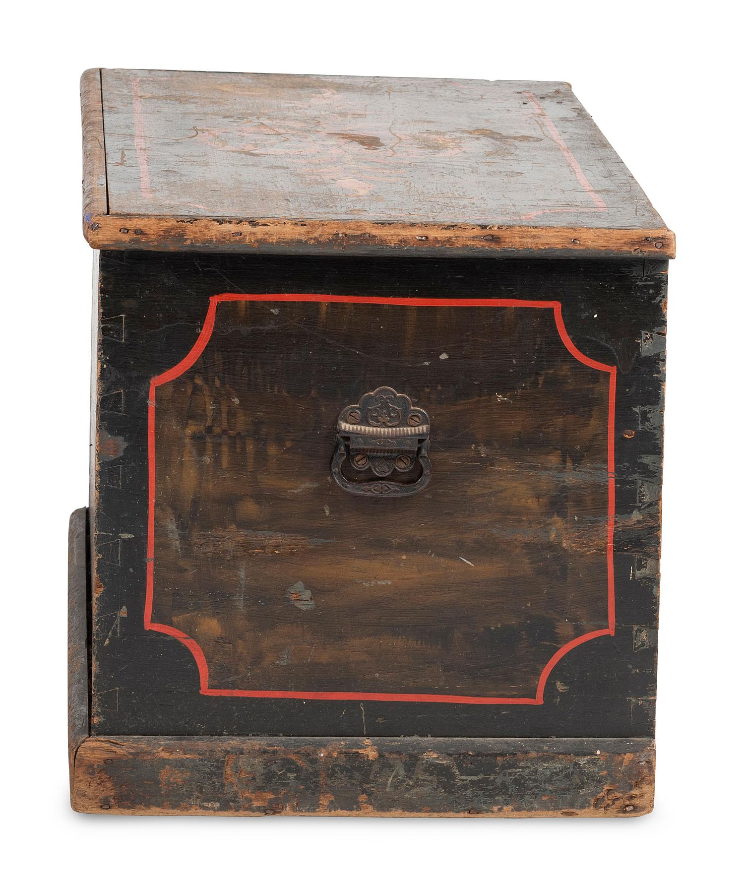 A Country Classical Grain Paint Decorated Poplar Blanket Chest