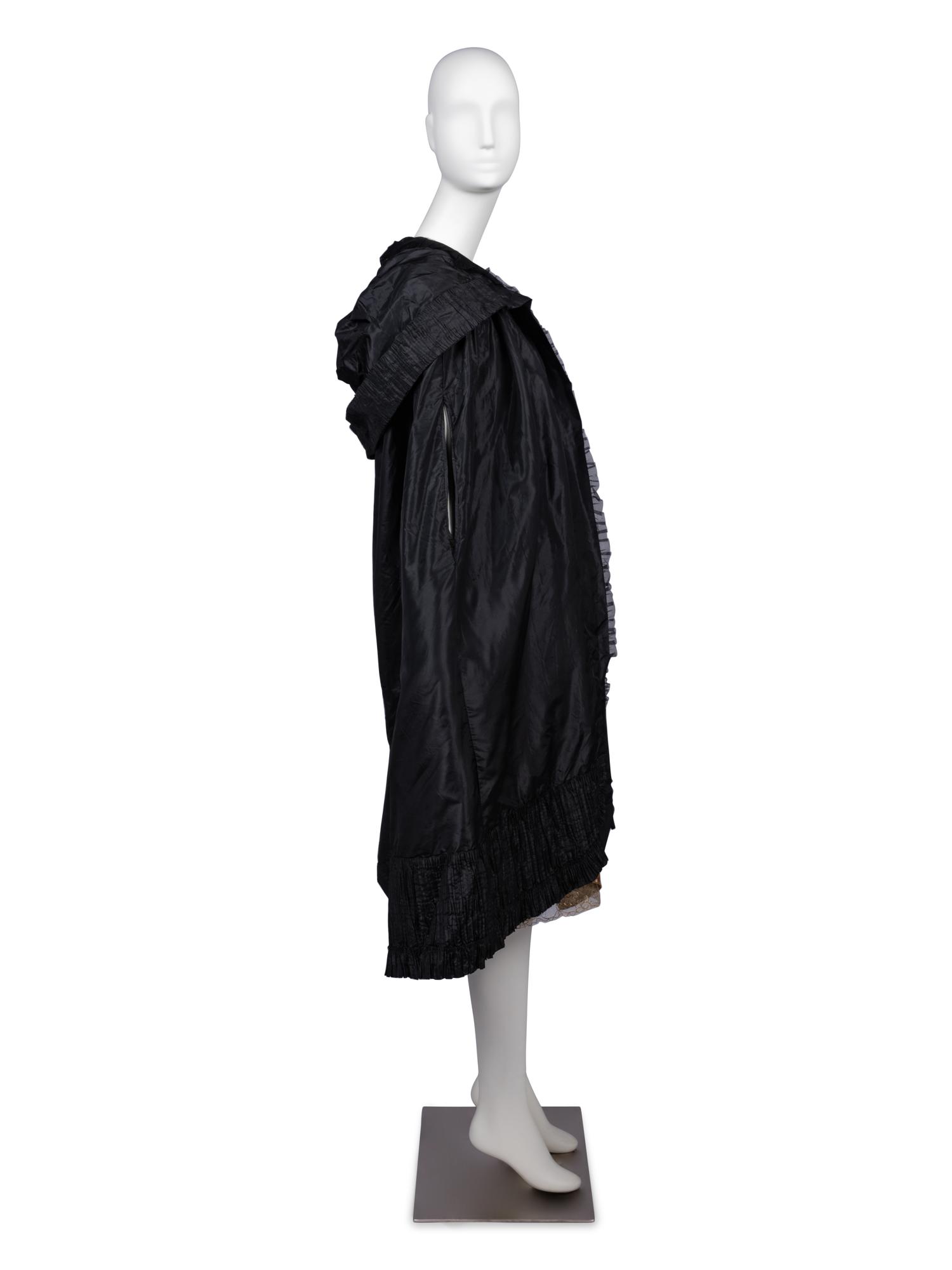 Callot Soeurs Black Silk Taffeta Cape, 1910-20s