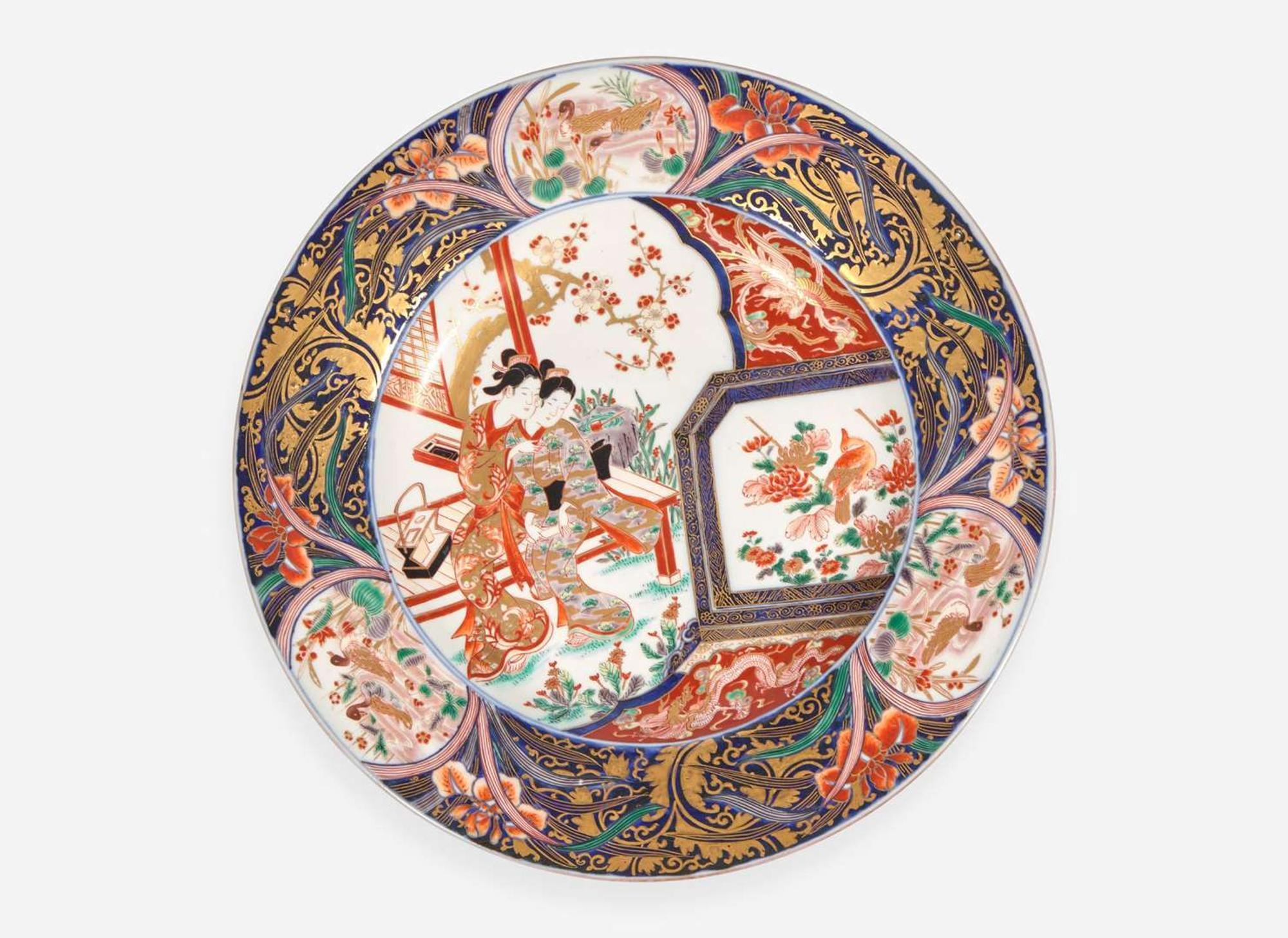 A richly-decorated Imari porcelain charger, Edo period, 18th century 有田燒瓷盤 江戶 十八世紀