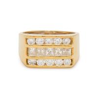 YELLOW GOLD AND DIAMOND RING