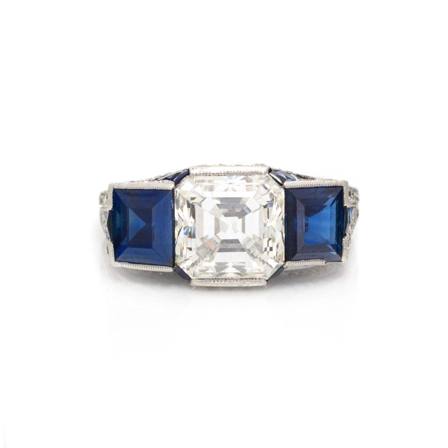 ART DECO, DIAMOND AND SAPPHIRE RING