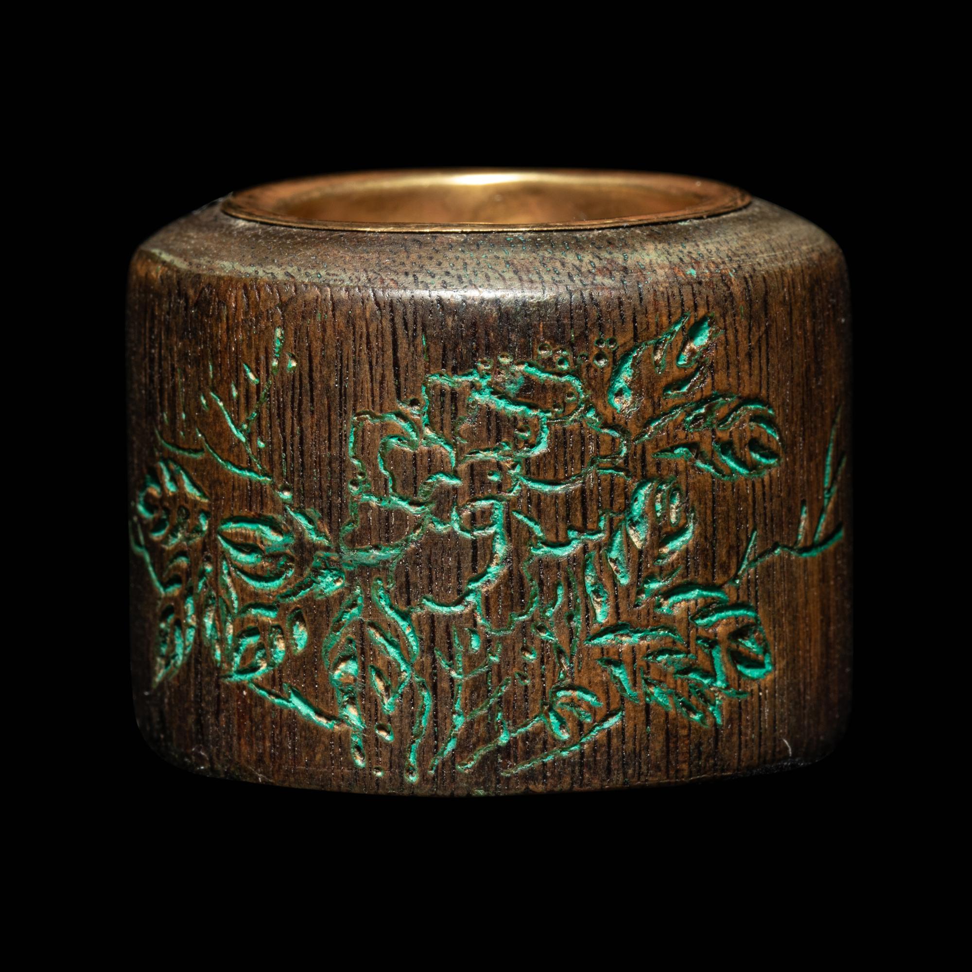 A Chenxiang Wood Archer's Ring