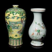 Two Chinese Famille Verte Porcelain Vases 瓷瓶兩件