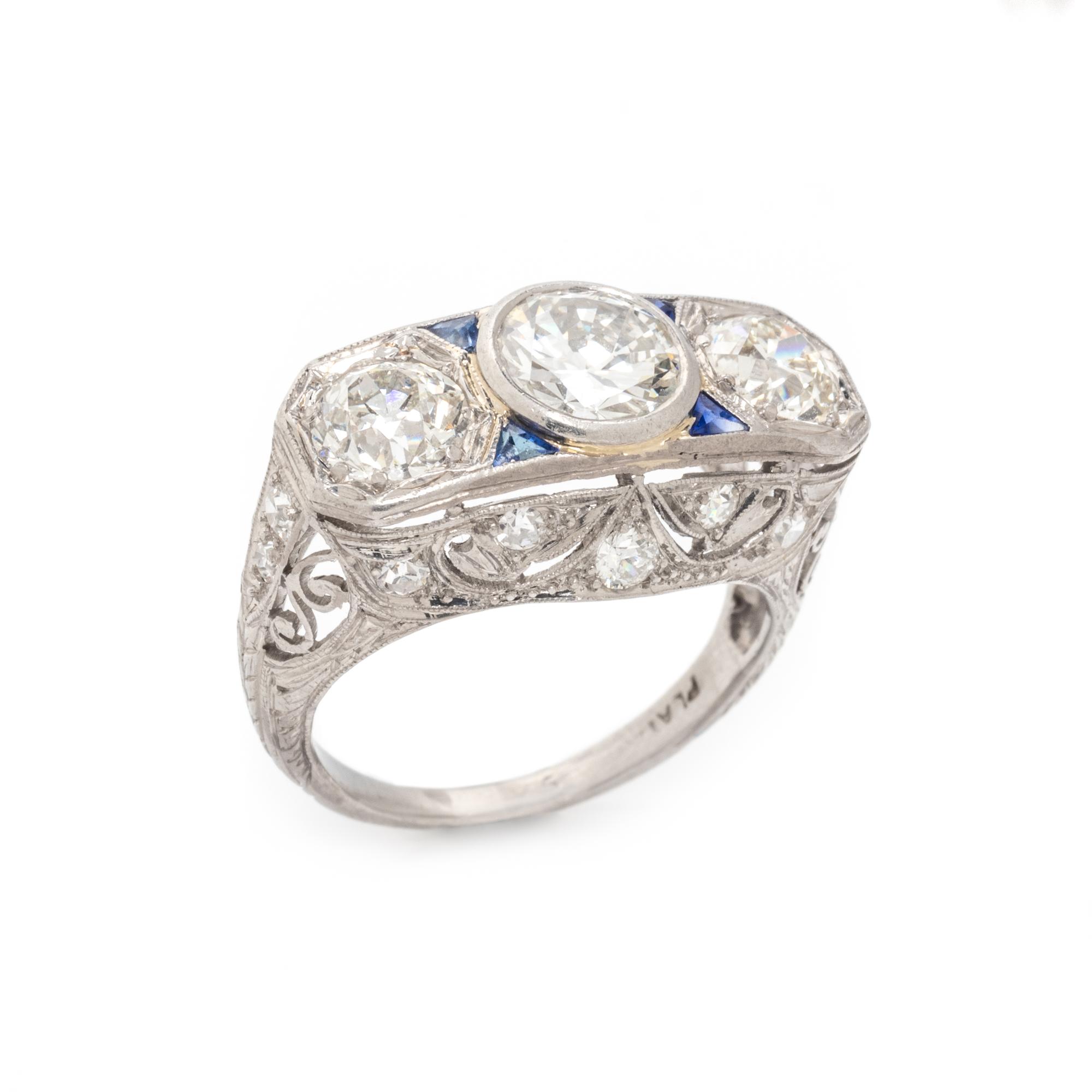 ART DECO, DIAMOND AND SYNTHETIC SAPPHIRE RING