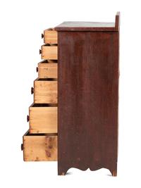 A Classical Grain Painted Nine-Drawer Chest of Drawers