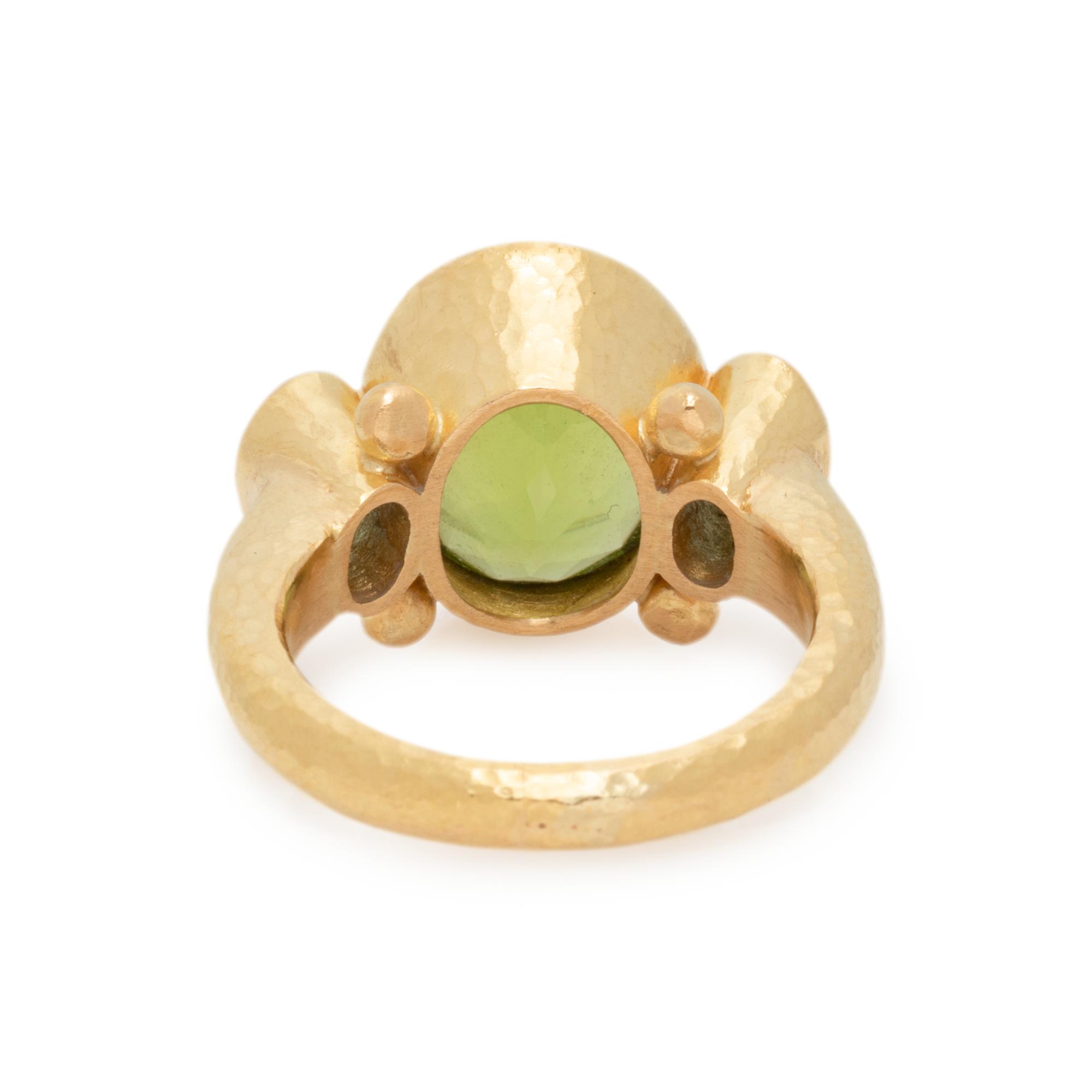 ELIZABETH LOCKE, YELLOW GOLD, PERIDOT AND TOURMALINE RING
