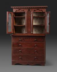 A Late Country Classical Grain Painted Pine Cupboard