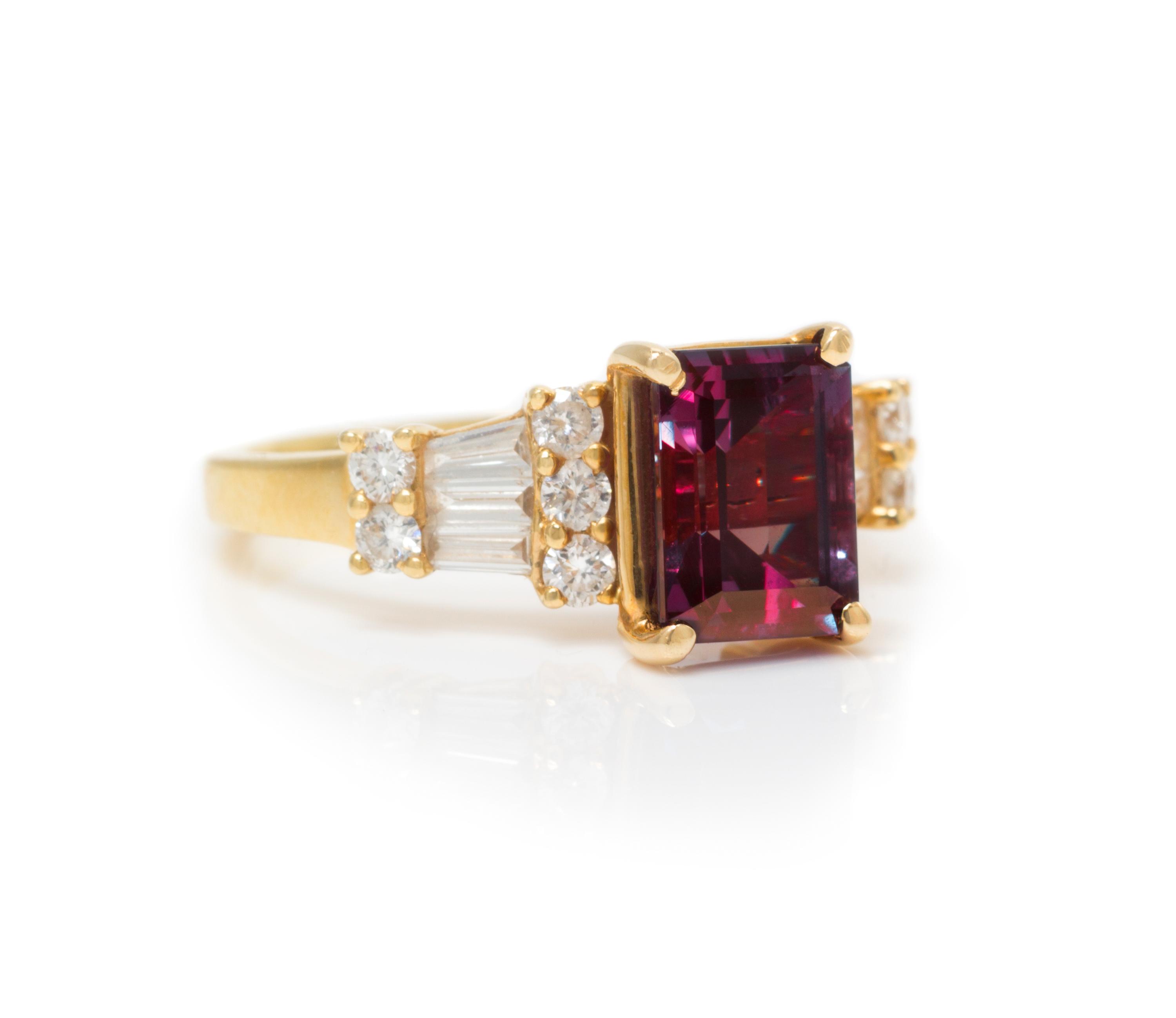 An 18 Karat Yellow Gold, Alexandrite and Diamond Ring, 4.60 dwts.