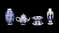 Four Small Chinese Export Blue and White Porcelain Articles