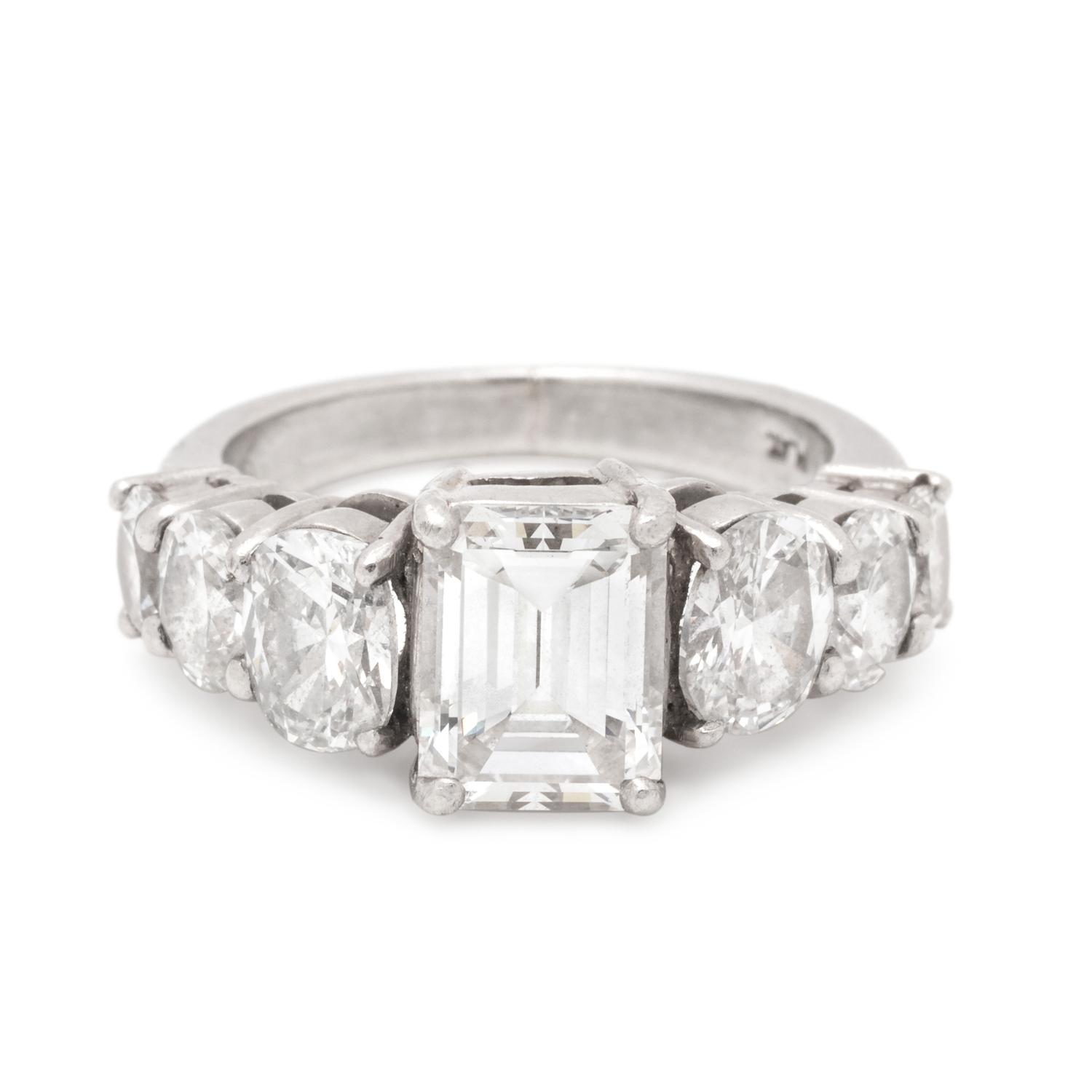 DIAMOND RING
