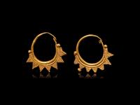 A Pair of East Roman Gold Earrings with Granulated Triangles