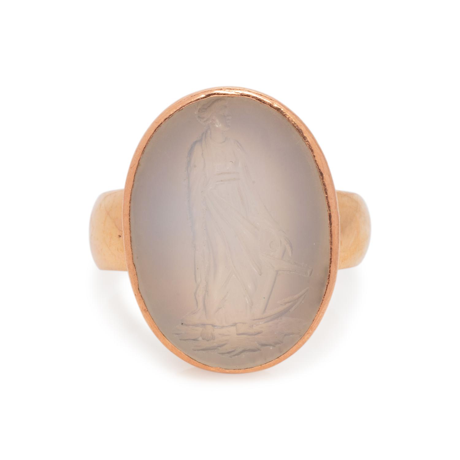 ROSE GOLD AND CHALCEDONY INTAGLIO RING
