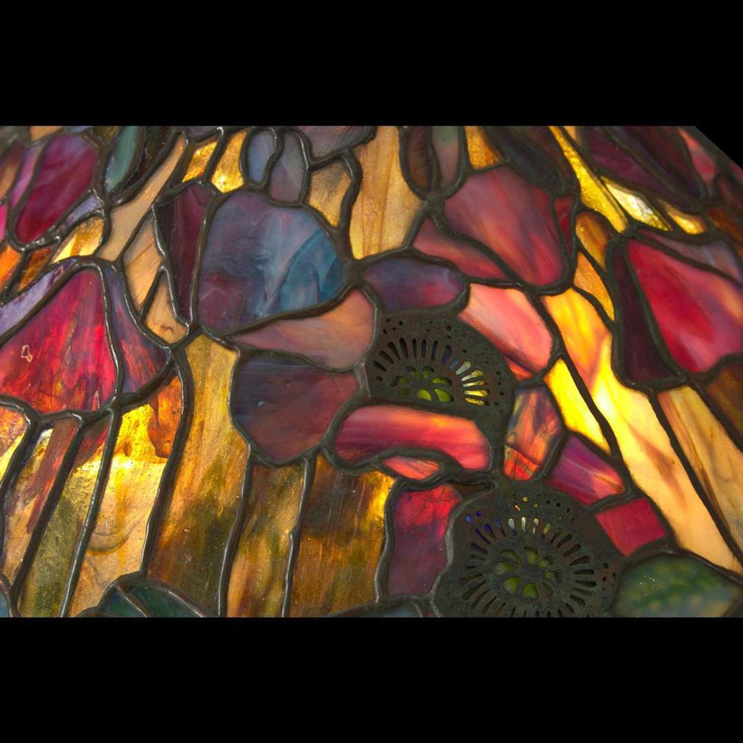 Tiffany Studios A "Poppy" Table Lamp, New York, circa 1905