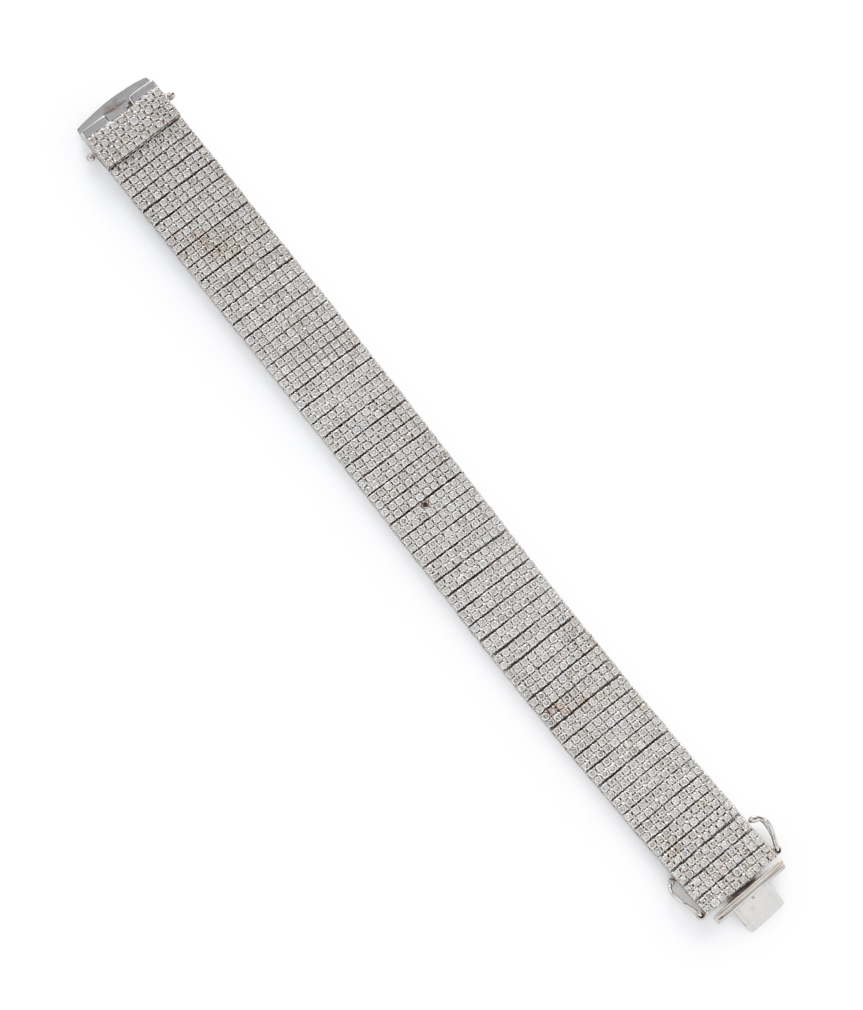 WHITE GOLD AND DIAMOND BRACELET