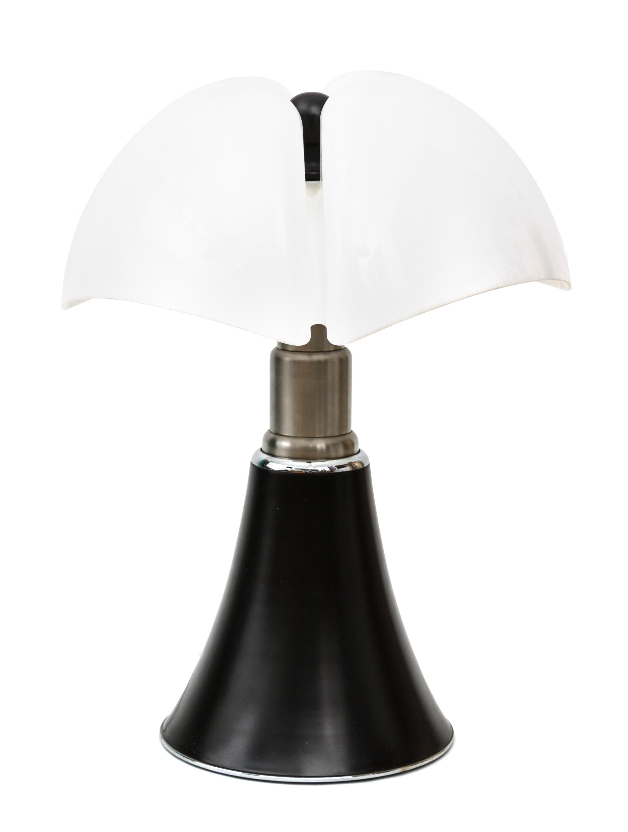 An Italian Table Lamp, Gae Aulenti (Italian, 1927-2012) Height 28 inches — CIRCA 1965