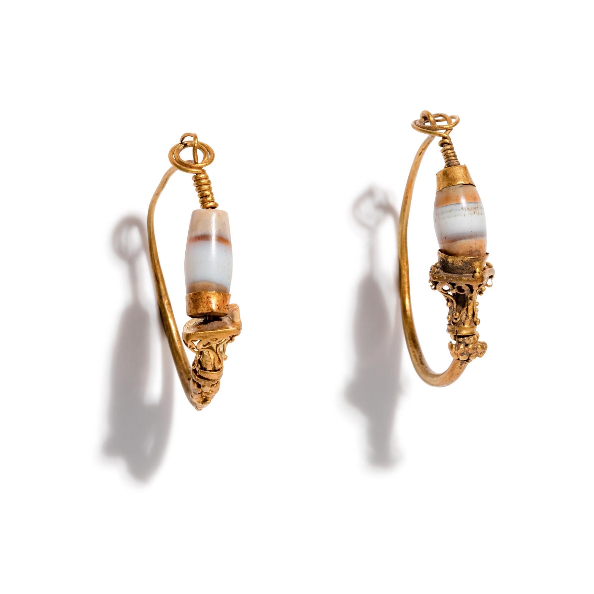 A Pair of Roman Agate and Gold Hoop Earrings
