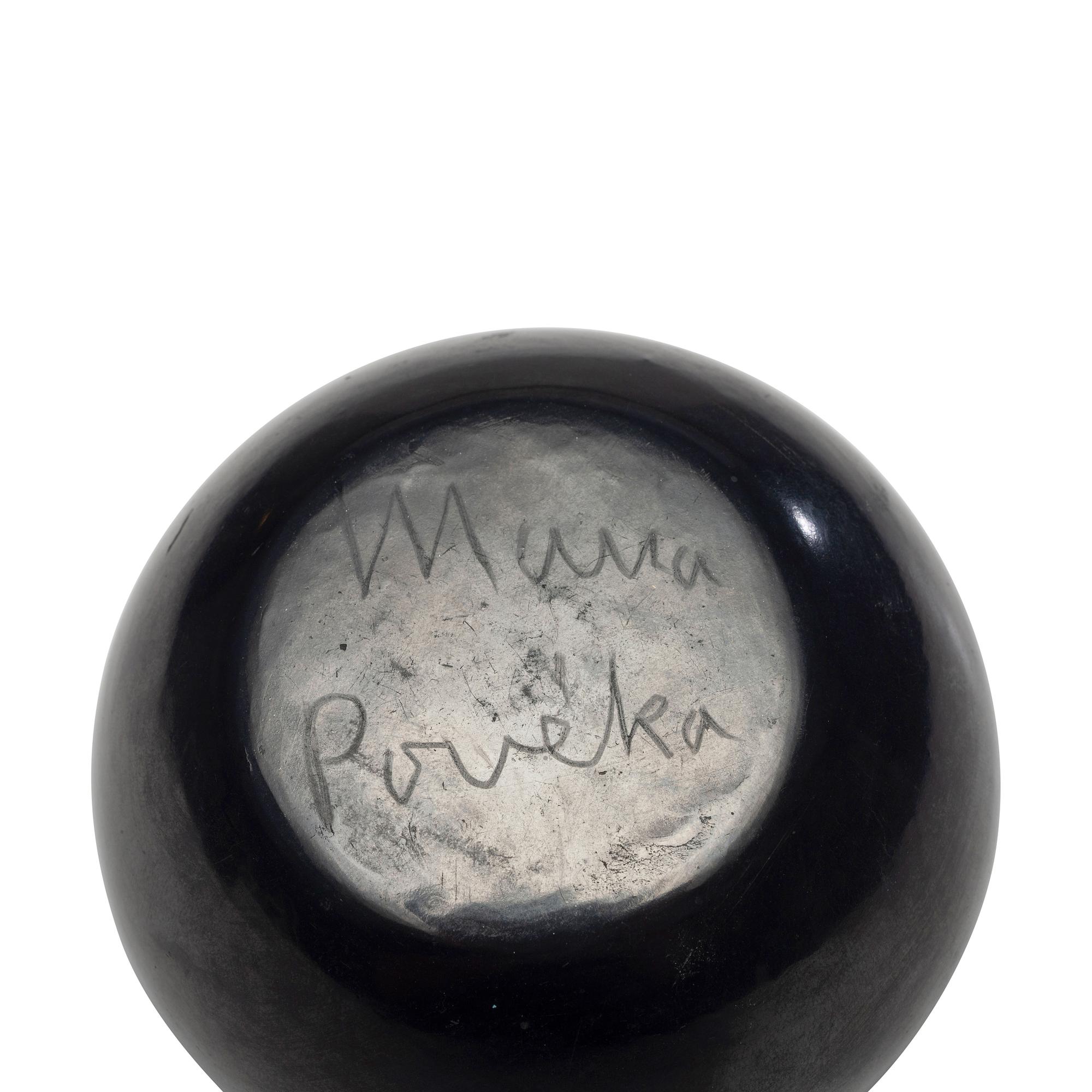 Small Blackware Pottery Bowl, with Gun Metal Finish